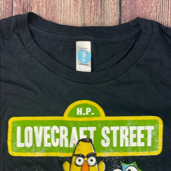 H.P Lovecraft Street Parody T-Shirt M - Picture 2 of 3